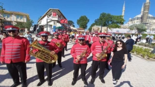 Kocaeli İzmit Belediye Bandosu müzikleriyle Edirne’deki festivalde tam not aldı