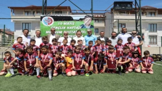 Kocaeli İzmit’te geleceğin futbol yıldızları bir arada