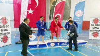 Sambo Türkiye Şampiyonası Bursa’da yapıldı... Uluslararası şampiyonaya Keles talip