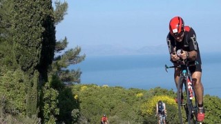 Tarih kokan şehre yakışacak bir yarış: Gelibolu Triatlonu