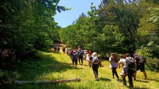 Trakya Üniversitesi ve Sardos Gençlik yürüyüş yaptı