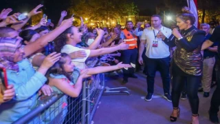 Kadın dostu Gaziantep’e Akalın’dan konserli destek