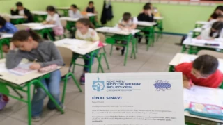 Kocaeli’de ’Aklınla Bin Yaşa’da final heyecanı