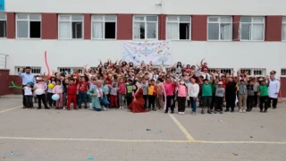 Nevşehirli gönüllüler çocuklar için el ele verdi