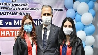 Vali Yerlikaya, Hastane Sınıfı’nın Mezuniyet ve Karne Sevincine Ortak Oldu.