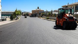 Van Büyükşehir, Ethem Dede Caddesi’ni Asfaltlıyor