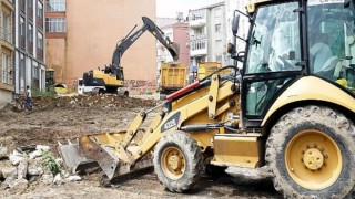 Çorlu Belediyesi Ekipleri Asfalt, Yol ve Kaldırım Çalışmalarını Sürdürüyor