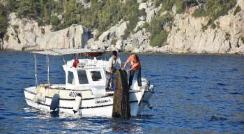 Muğla Suları Hayalet Ağlardan Kurtuluyor