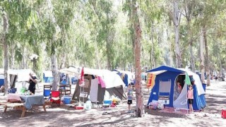 Vatandaşların Kamp Tercihi Ada Camping Dolup Taşıyor