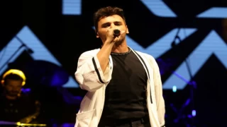 Emre Kaya, Balık Festivali’nde sahne aldı