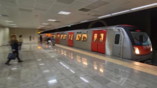 Ankara Metrosu yolcu taşımaya başladı