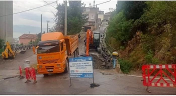 İzmit Serdar Mahallesi Orkide Sokak’ta Altyapı Hatları Yenileniyor