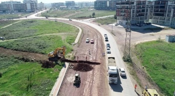 Kartepe Altunhisar ve Keser Caddelerinde üst yapıya başlandı