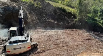 Başiskele Kahramanlar Caddesi’nde menfez yapılıyor