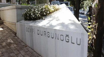 ÇYDD Seyfi Dursunoğlu’nun doğum gününde anma töreni düzenledi