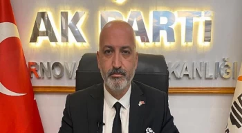 Ak Parti Bornova’dan Altyapı Problemlerine Mizahi Gönderme