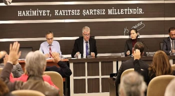 Narlıdere’de Yılın Son Meclis Toplantısı Yapıldı Başkan Engin, Narlıdere’miz İçin Çalışmaya, Üretmeye Devam Edeceğiz