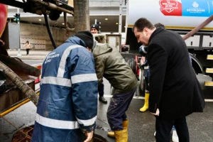 Başkan Balcıoğlu, Yağmur Suyu Hattı Temizlik Çalışmaları Yerinde İncelendi